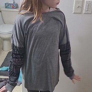 Gray long sleeve. Unknown brand women/girls